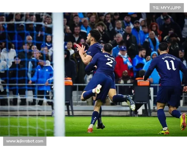 巴黎圣日耳曼与马赛对决战术深度剖析及比赛走势预测